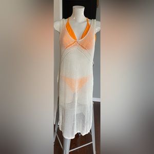 Women’s beach coverup